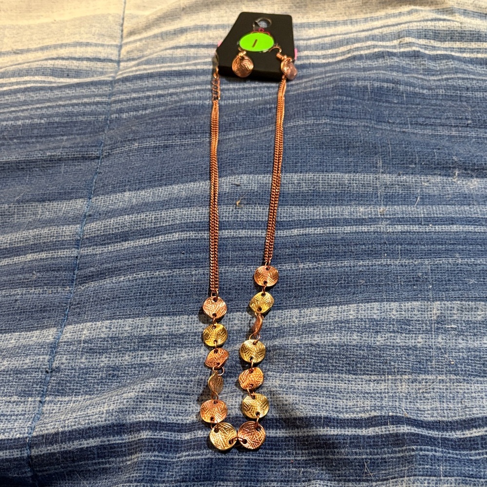 Paparazzi Gold and Brown Leaf Necklace